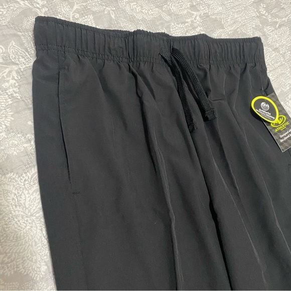 NWT BOYS ATHLETIC WORKS DRIWORKS PANTS COLOR  Black SIZE  18 - Picture 5 of 6